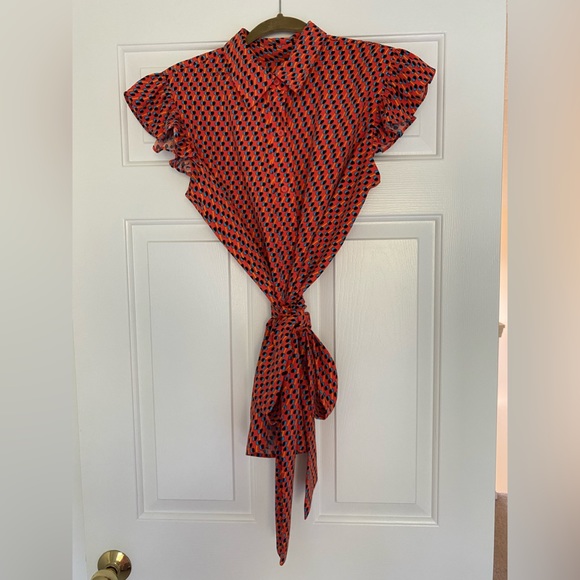 Juicy Couture Black Label printed fbutton up top with waist wrap/tie/bow medium - Picture 2 of 8